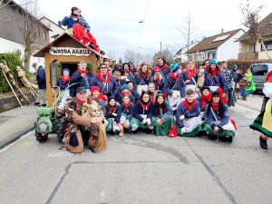 Narrenzunft, Waddahäusle, Gruppenfoto, Waddabolla-Weibr